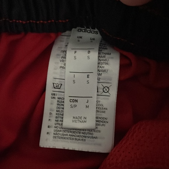 Adidas shorts - Picture 2 of 3